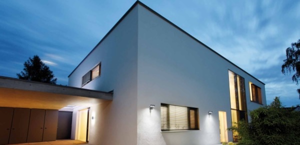 Außen­beleuchtung bei Elektro Radlinger GmbH in Schwandorf