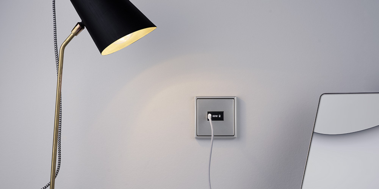 Ladegerät USB PD 60 bei Elektro Radlinger GmbH in Schwandorf