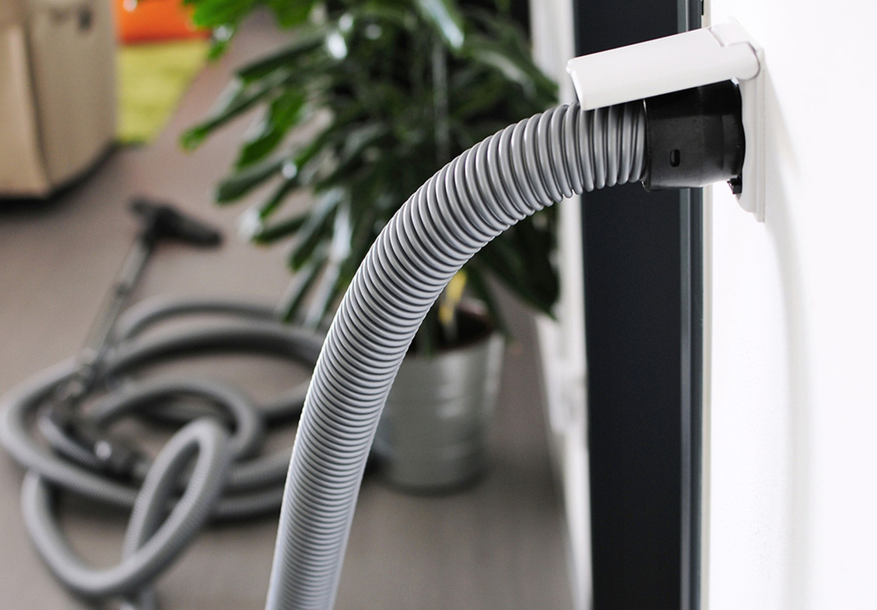 Zentral­staubsaug­anlagen bei Elektro Radlinger GmbH in Schwandorf